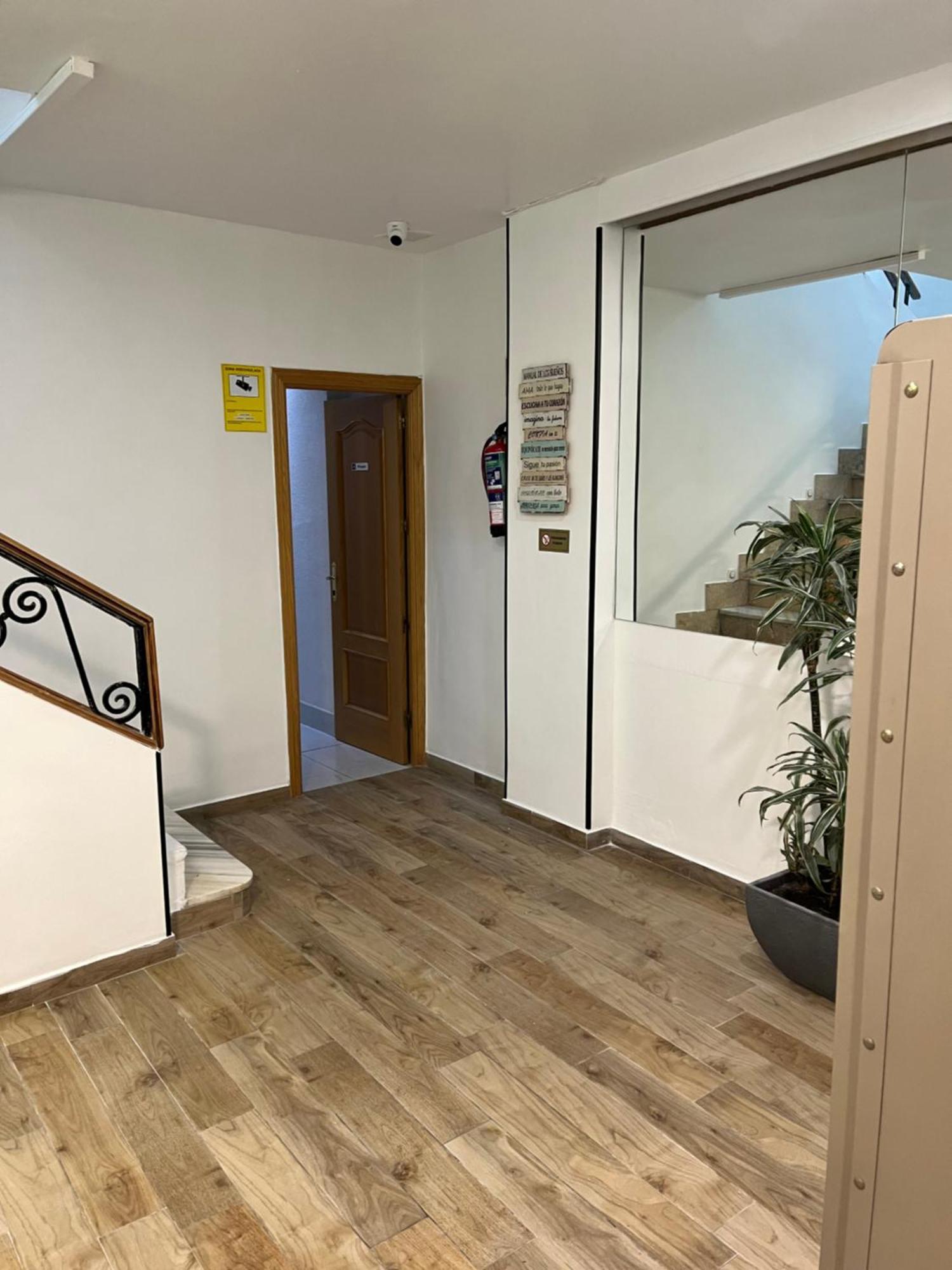 Vegas Guest house *